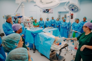 HOH: Opendag tabata pa cera generacion nobo conoci cu e hospital  