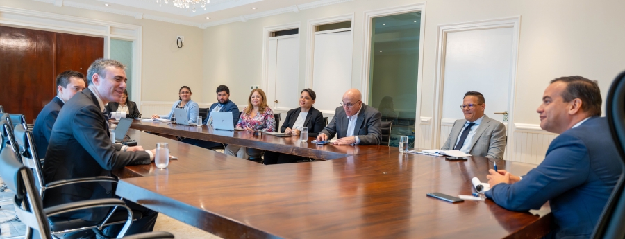 Delegacion di Moody's na Aruba pa evalua rating financiero