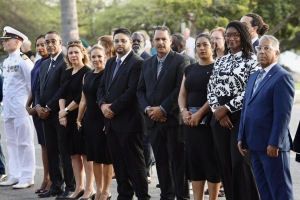 Gobernador, Gobierno y Parlamento a recorda victimanan di Segundo Guera Mundial 