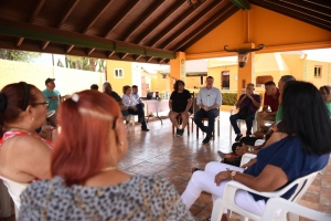 Eman: Gobierno ta studiando pa baha of elimina e 5% prima di AZV pa nos pensionadonan