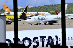 Venezuela ta suspende buelonan for di Colombia te proximo aviso