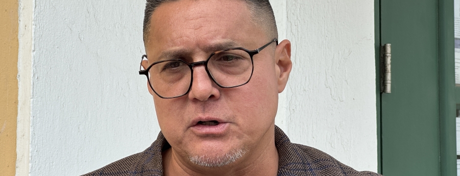 Besaril:” Mi no a kere cu mi lo a caba mi carera asina”