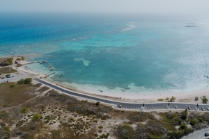 ATA: Renobacion di area y parkeerplaats na Rodgers Beach a keda cla y a costa 1 miyon! 