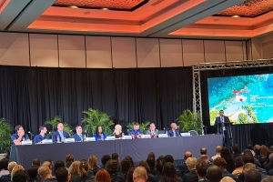 PAMAC Destination Summit: Aruba ta comprometi na e industria crucero