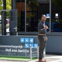 OM: Ex-parlamentario di Corsou Calmes a falsifica 3 slip di salario di su colaboradonan