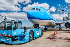 KLM ta bolbe hiba sindicatonan corte pa preveni otro welga na Schiphol  