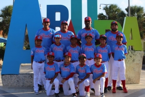Team Oranjestad 8U ta biaha e siman aki pa Merca