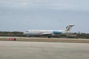 A ground  avion di Surinam FlyAllWays na Boneiro