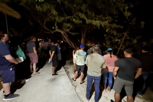 Grupo grandi di piscador y amigo a bin hunto pa reza pa piscadornan perdi