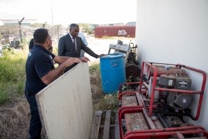 Minister Dowers sorprende kazerne di bombero y topa situacion fastioso  