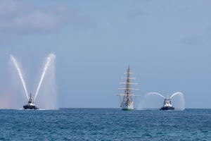 'Buque' ARC Gloria ricibi ayera na Aruba cu ceremonia special  
