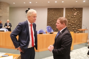 Prome minister Eman a topa cu Wilders  y Bosma den Tweede Kamer  