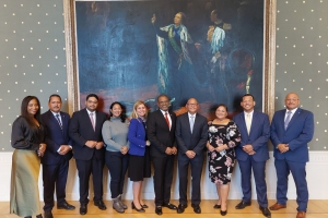 Delegacion di Aruba na IPKO ta enfoca riba relacion den Reino y bienestar di studiantenan