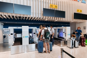Aeropuerto ta introduci ‘Self Bag Drop’ den e sala di check-in pa Merca pa American Airlines prome  