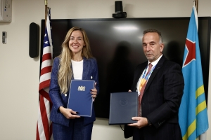 Gobierno a firma MoU cu Merca pa sigura continuacion di US Pre-Clearance pa Aruba