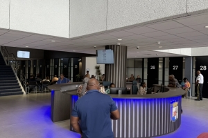 Na Corsou, personal di Departamento di Impuesto a pone trabou ayera 