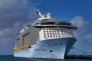 Royal Caribbean a prohibi un articulo di bisti pa cruceronan pa islanan den Caribe