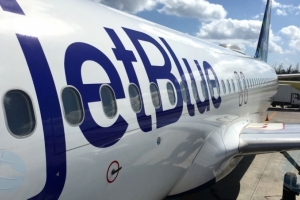 Avion di JetBlue di Boston pa Aruba a cambia rumbo pa emergencia medico