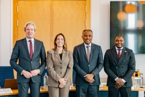 Ministernan ta evalua si ta intensifica combatimento di droga den region  