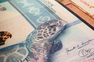 Presupuesto di Aruba: Surplus di 150 miyon, pero deficit den inversionnan