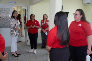 Cruz Cora Aruba a habri porta pa minister e siman aki 