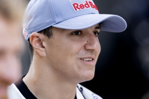 Hadjar ta reemplaza Tsunoda como compañero di Verstappen den Red Bull Racing na 2026