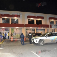  Na Corsou, director di supermercado grandi a menasa  su famia cu arma y haya retiro immediato