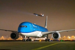 Personal di cabina di KLM a rechasa e propuesta nobo di CAO 