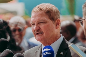 Situacion den region a pone premier Eman cancela su bishita pa Hulanda