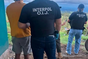 Polis a detene sospechoso na Costa Rica cu a seduci damita for di Aruba via internet 