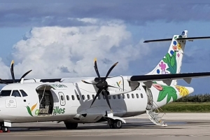 Air Antilles atrobe a keda na tera despues di falta serio den cumplimento di regla di seguridad