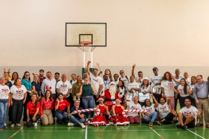 Aruba Ta Participa den Florida-Caribbean Cruise Association su “Holiday Gift Project”