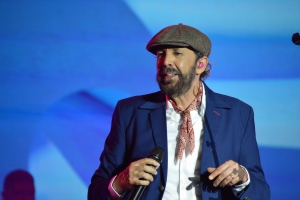 Juan Luis Guerra y su 440 a deleita Aruba su publico cu su exitonan grandi
