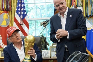 Fanaticonan di pais contrincante di Corsou pa mundial di futbol cu prohibicion pa drenta Merca 