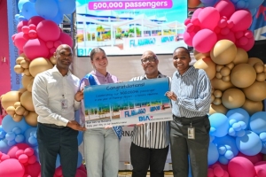 Aeropuerto di Bonaire ta logra record: Mei miyon pasahero den un aña!   