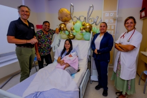 Abizeily Werleman ta Aruba su prome baby di aña 2026! 