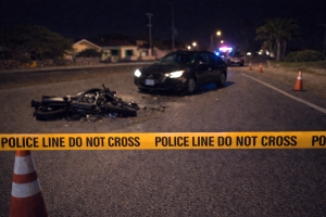 Turista bebi, sorprendi cu polis a lague bay despues cu a causa accidente cu motorcycle marduga