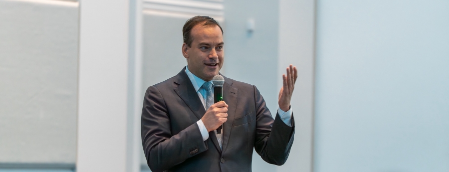 Pensamento di minister Wever ta cu economia di Aruba ta drenta 2026 cu fundamento fuerte   