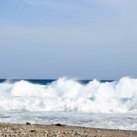 Na Corsou, laman bruto na costa west a causa basta daño 