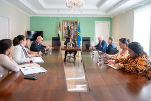 Fitch ta na Aruba pa evalua ‘rating’ anual di nos isla 