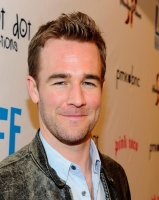 Conocido actor di e serie Dawson Creek James Van Der Beek a fayece