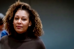 Parlamentario (na Hulanda), cu a sinta apenas 3 luna, tin derecho pa 2 aña overbruggings toelage