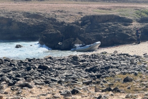 Polis a detene homber y confisca droga cu a yega tera na Aruba 