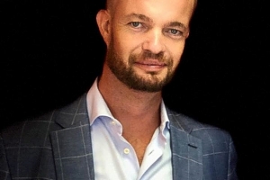 Hatzmann: Polisnan Violenes y Dirksz mester bay prizon pa 16 aña