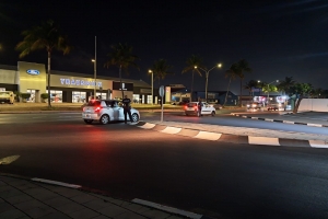Polis a parti mas di 30 multa multa pa fayo di rijbewijs, luz di auto, impuesto y mas