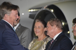 Bista fotografico di yegada di Rey Willem-Alexander na Aruba diamars anochi 