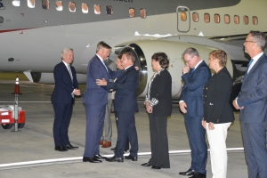 Bista fotografico di yegada di Rey Willem-Alexander na Aruba diamars anochi 