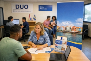 DUO ta yuda ex-studiantenan na Corsou cu solucion pa debe di estudio