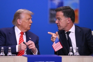  Trump ta menaza cu sali for di OTAN pa falta di apoyo den guera contra Iran