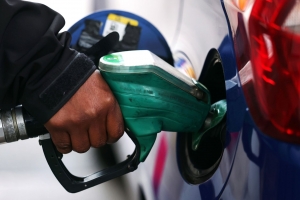 Na Hulanda prijs di gasolin y diesel a baha, pero no mescos cu prijs di petroleo